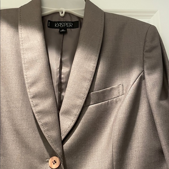 Kasper Jacket Blazer Women Size 6P Taupe Tailored Detailed Stitching - Picture 4 of 15